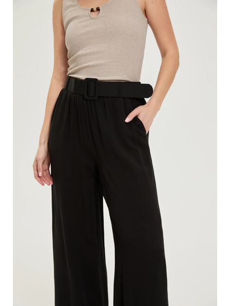 Moodo Schwarze Hose mit Gürtel Moodo
