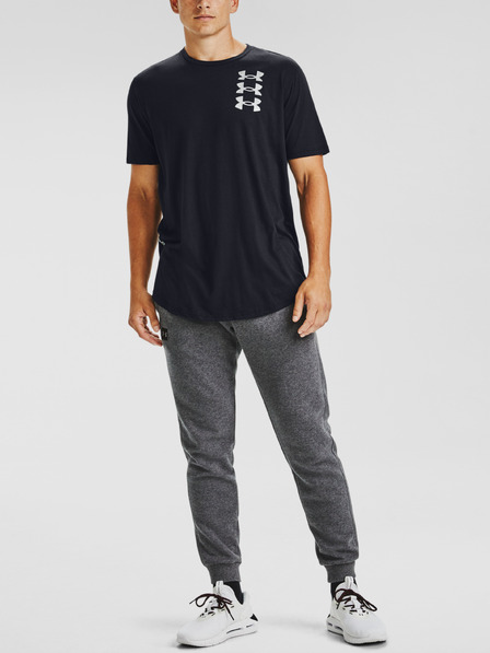 Under Armour Herren-T-Shirt Under Armour TRIPLE STACK LOGO SS