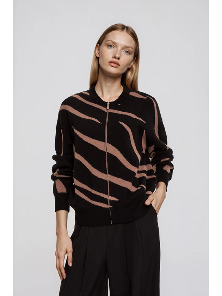 Moodo Schwarzer Pullover mit Tiermuster Moodo