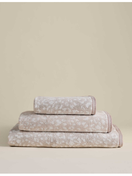 Marks & Spencer Handtuch aus reiner Baumwolle mit Leopardenmuster Marks & Spencer creme