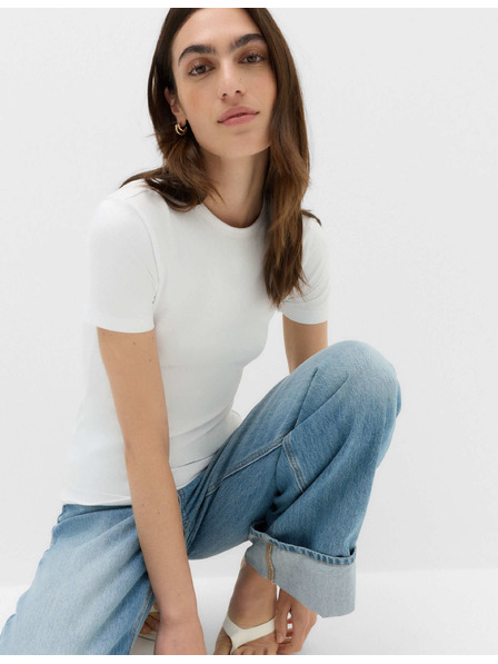 Marks & Spencer Eng sitzendes T-Shirt mit Rundhalsausschnitt Marks & Spencer weiß