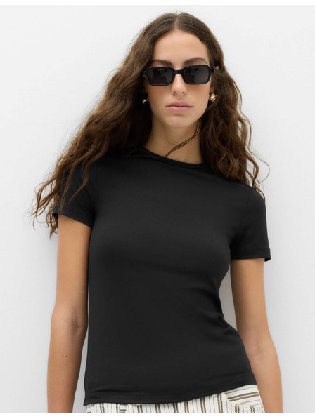 Marks & Spencer Eng sitzendes T-Shirt mit Rundhalsausschnitt Marks & Spencer schwarz