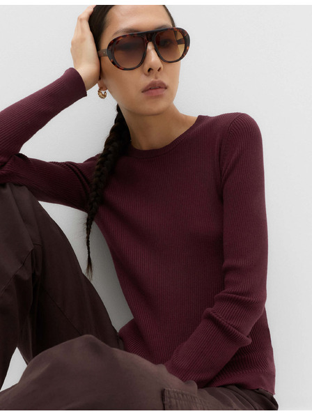 Marks & Spencer Eng anliegender gerippter Pullover mit rundem Ausschnitt Marks & Spencer rot