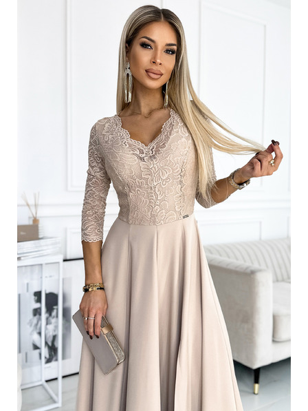 numoco Langes, elegantes Kleid mit Spitzenausschnitt und Beinschlitz - beige Numoco AMBER